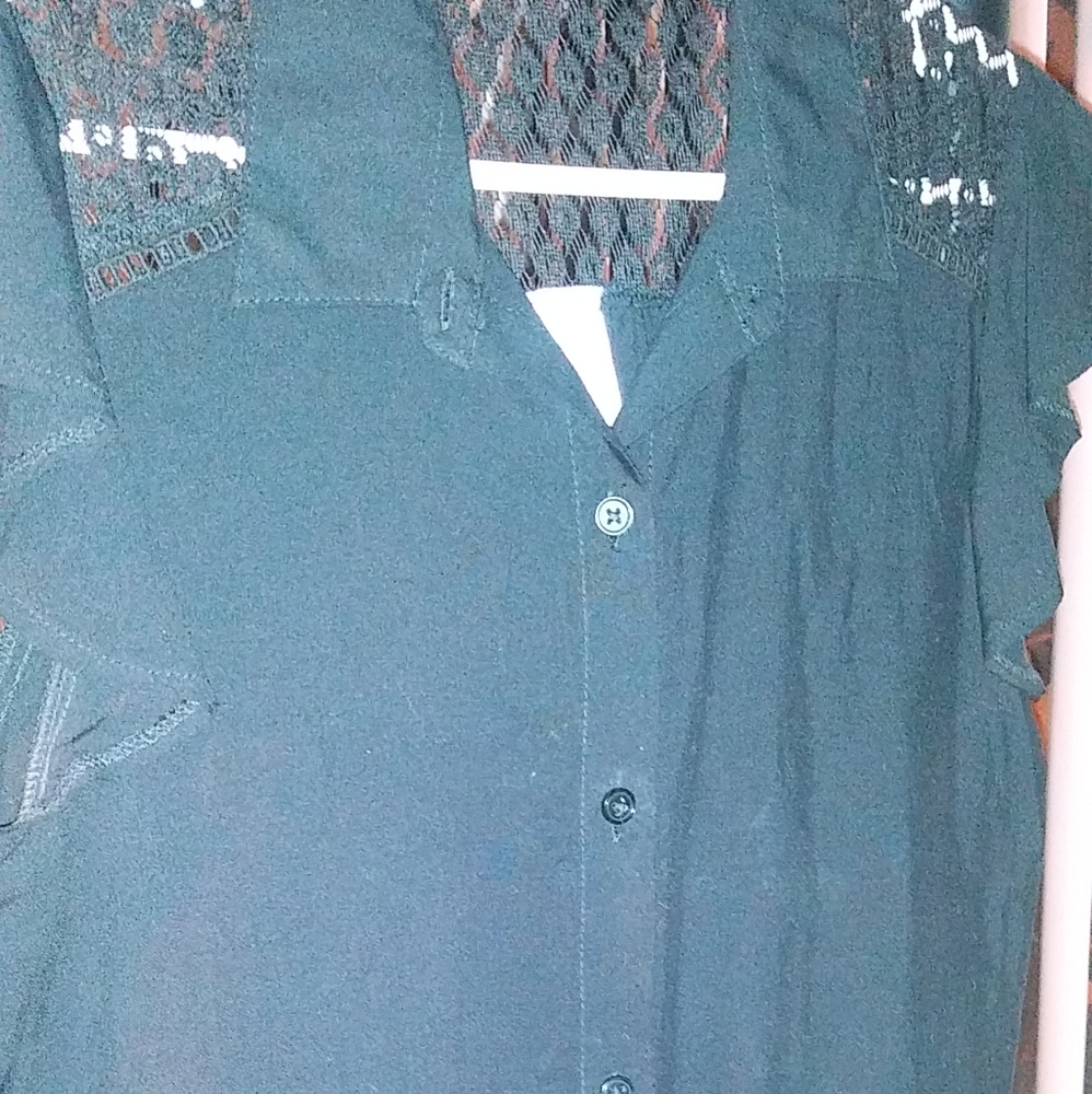 No Boundaries Black button down blouse